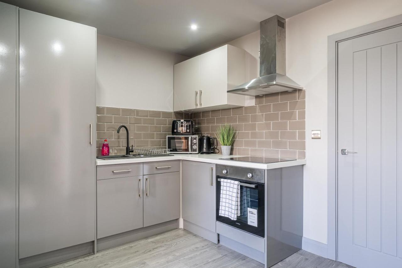 Hotl Aparts Huddersfield Central Apartment Bagian luar foto